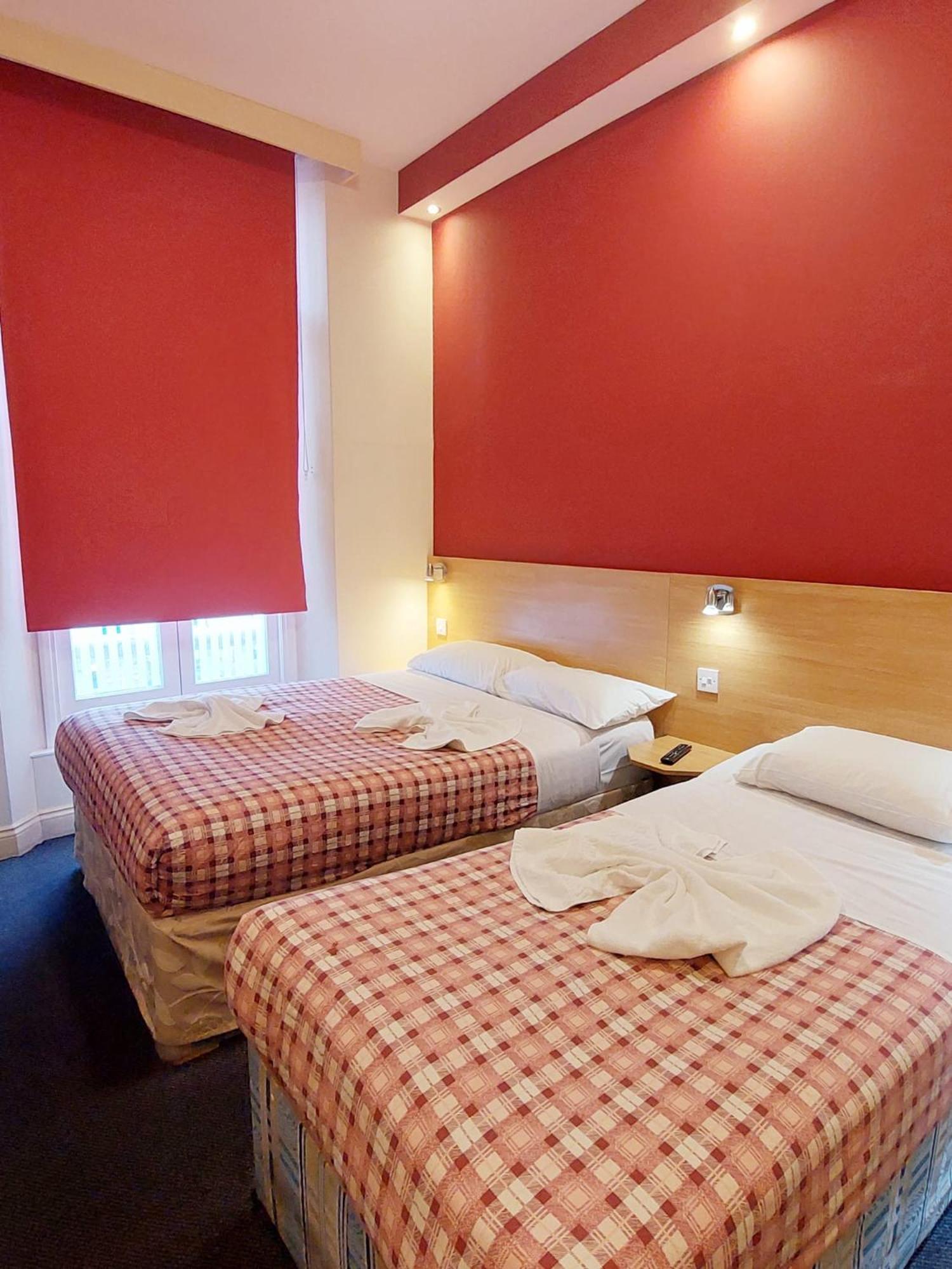 לונדון Carlton Hotel מראה חיצוני תמונה