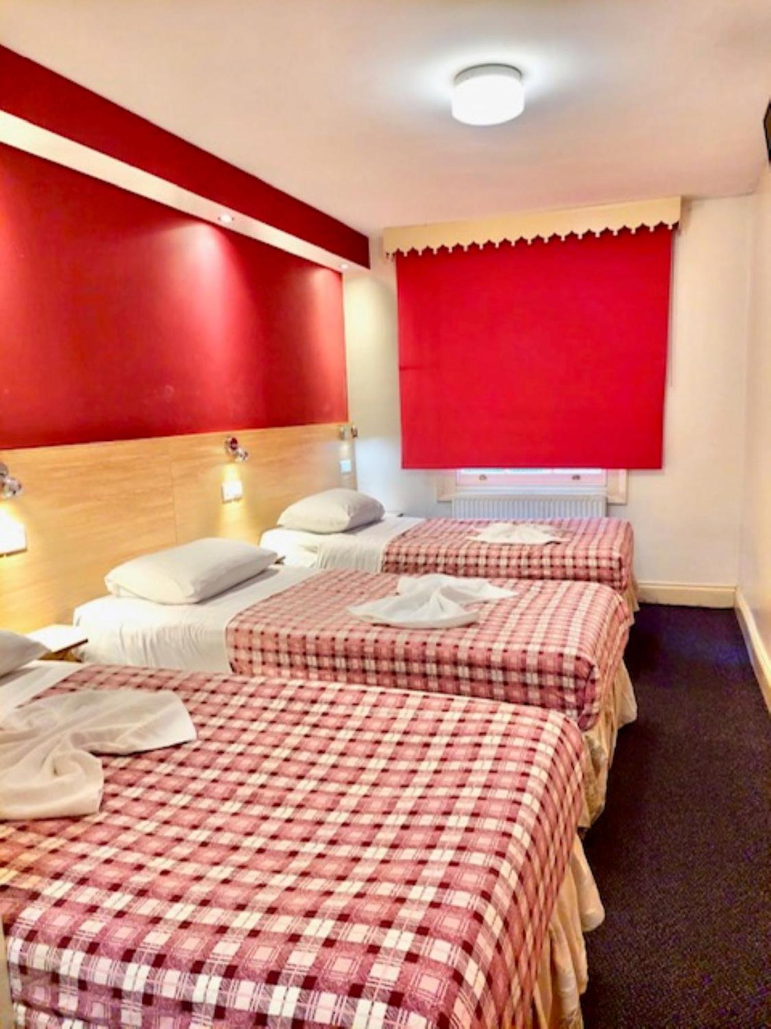 לונדון Carlton Hotel מראה חיצוני תמונה