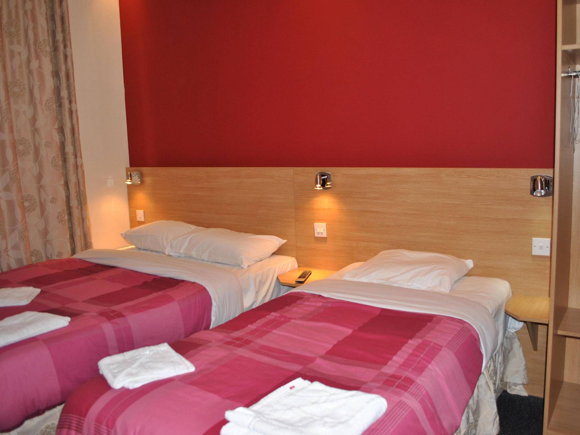 לונדון Carlton Hotel מראה חיצוני תמונה